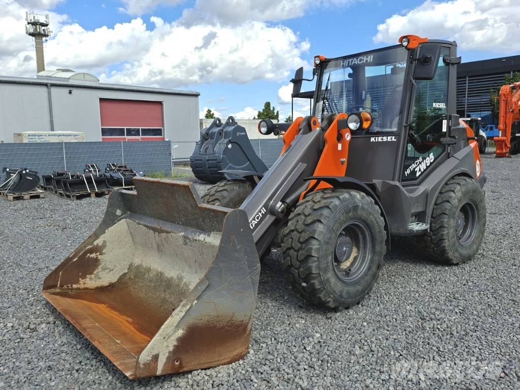 Hitachi ZW 95-6 Schrankladers