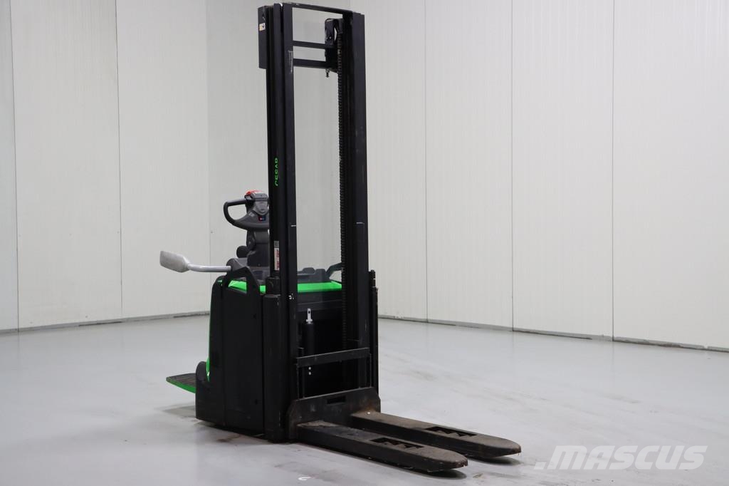 Cesab S312L Pedestrian stacker