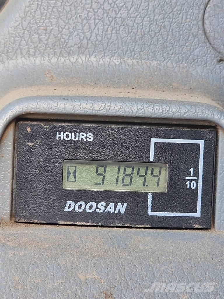 Doosan DX 380 Гусеничні екскаватори