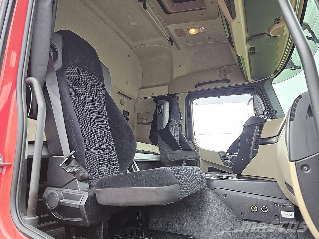 Mercedes-Benz ACTROS 1836 LS Prime Movers