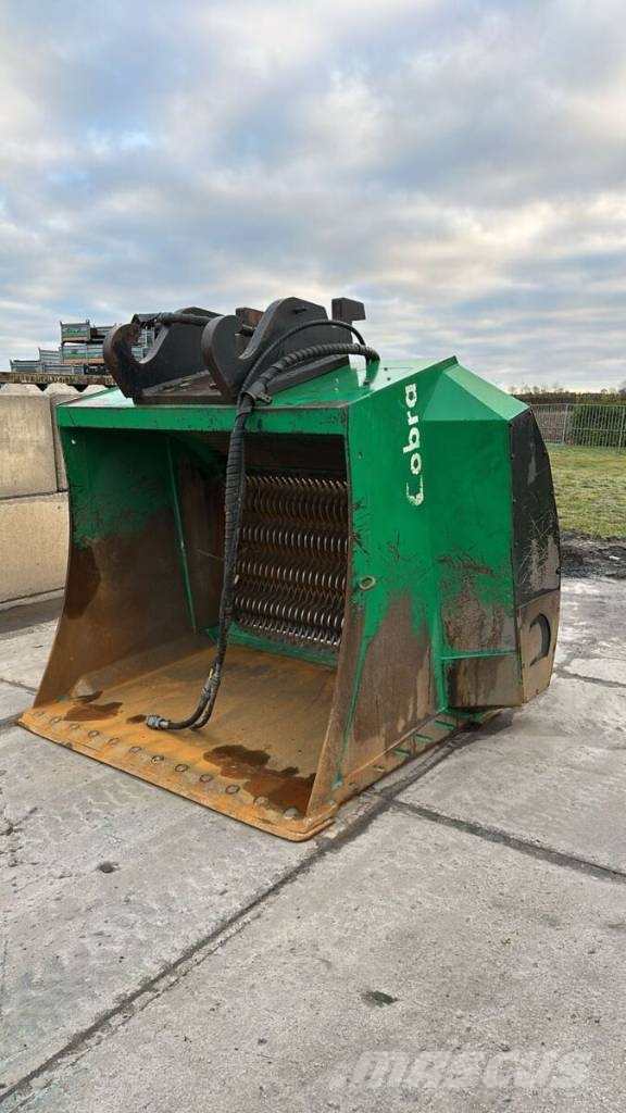 Cobra L4-180 SX25 Zeefbak/screening bucket Mobila sorteringsverk