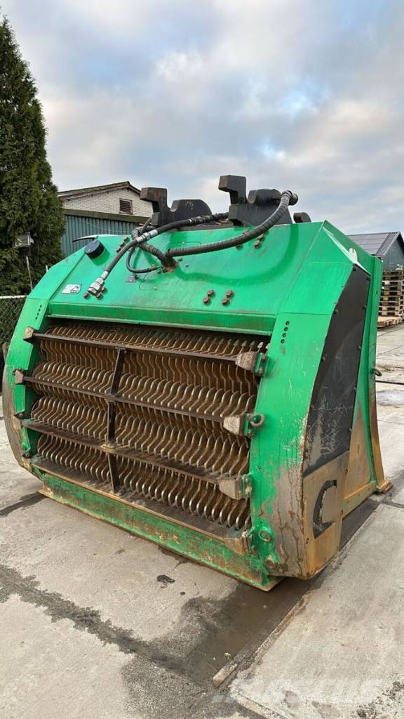 Cobra L4-180 SX25 Zeefbak/screening bucket Mobila sorteringsverk