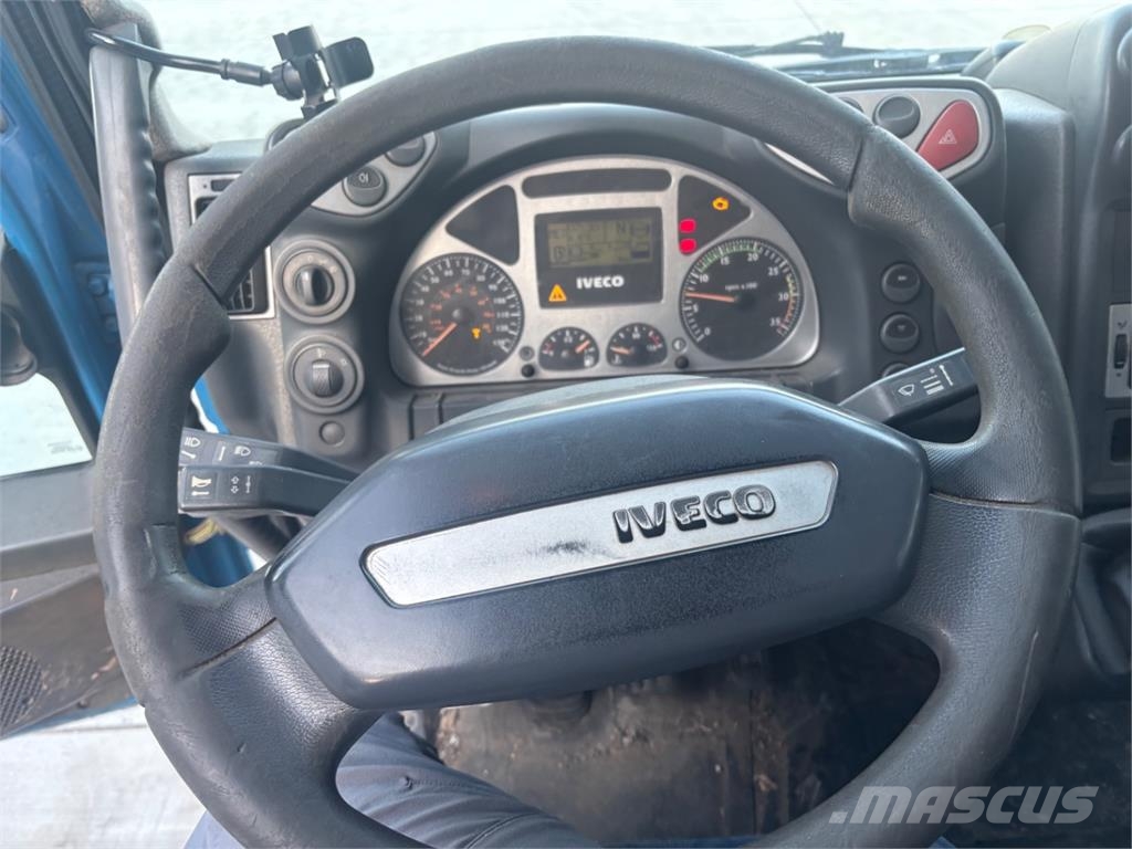 Iveco EUROCARGO 120E25 6X4/4 Tartályos teherautók