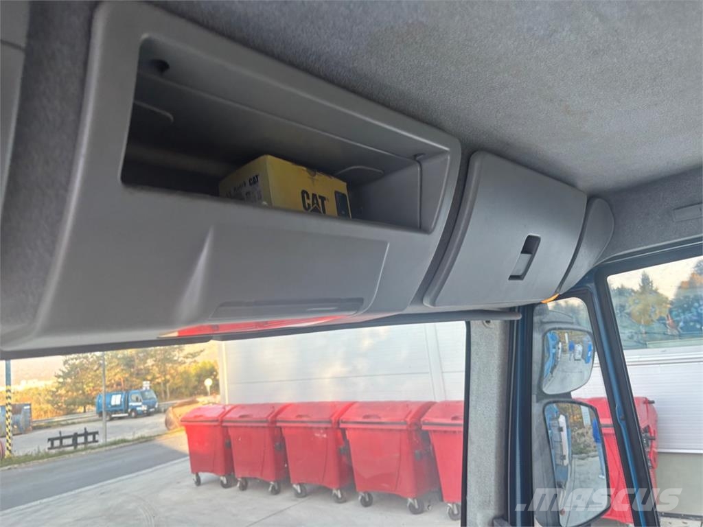 Iveco EUROCARGO 120E25 6X4/4 Tartályos teherautók