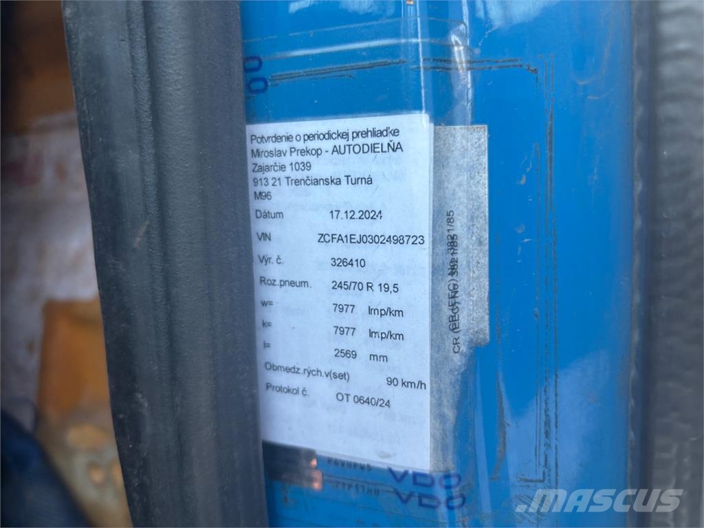 Iveco EUROCARGO 120E25 6X4/4 Tartályos teherautók