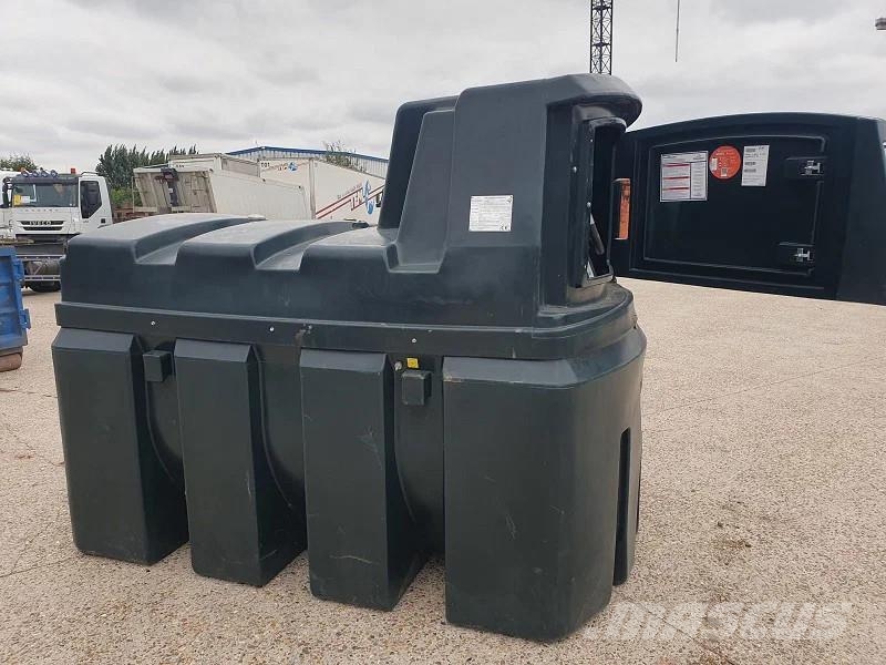 Titan Fuel Kingspan FUEL KINGSPAN FM2500 - Id V1 حاويات الخزان