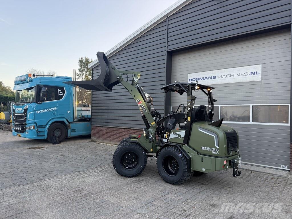 GiANT G2700 X-TRA HD+ minishovel NIEUW speciale MAT GROE Iekrāvēji uz riteņiem