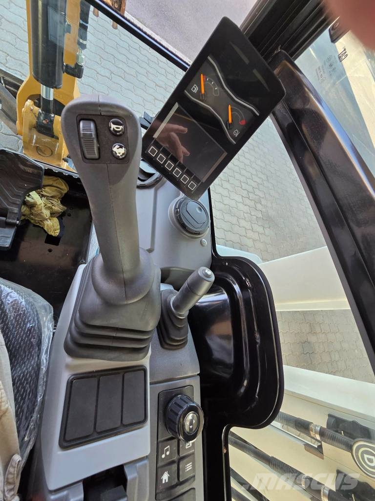 CAT 301.8 حفارات صغيرة أقل من 7 طن (حفارات صغيرة)