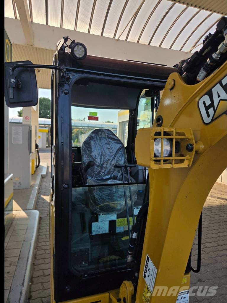 CAT 301.8 حفارات صغيرة أقل من 7 طن (حفارات صغيرة)