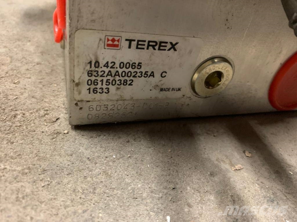 Eaton vickers valve blok zaworowy DG4V 5 0A M U H6 20 T 液压
