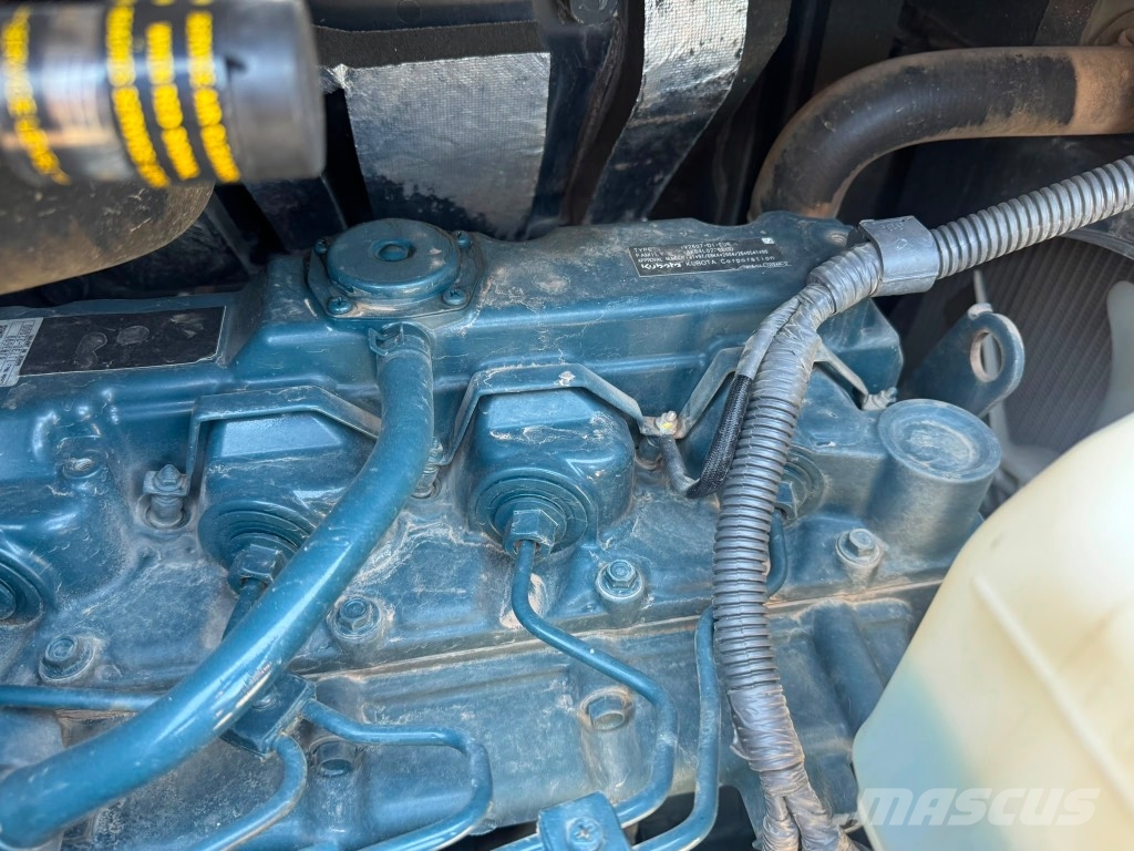 Kubota KX 057-4 حفارات صغيرة أقل من 7 طن (حفارات صغيرة)