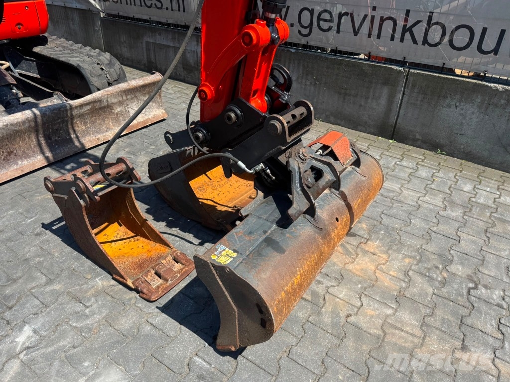 Kubota KX 057-4 حفارات صغيرة أقل من 7 طن (حفارات صغيرة)