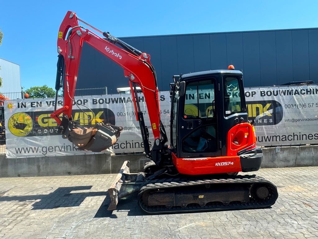 Kubota KX 057-4 حفارات صغيرة أقل من 7 طن (حفارات صغيرة)