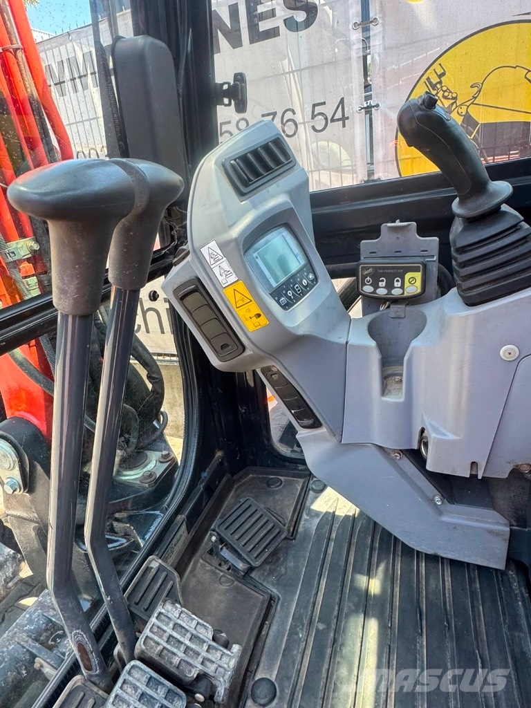 Kubota KX 057-4 حفارات صغيرة أقل من 7 طن (حفارات صغيرة)