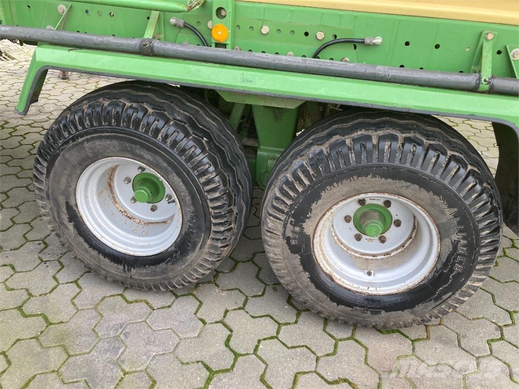 Krone Titan 6/42 Další