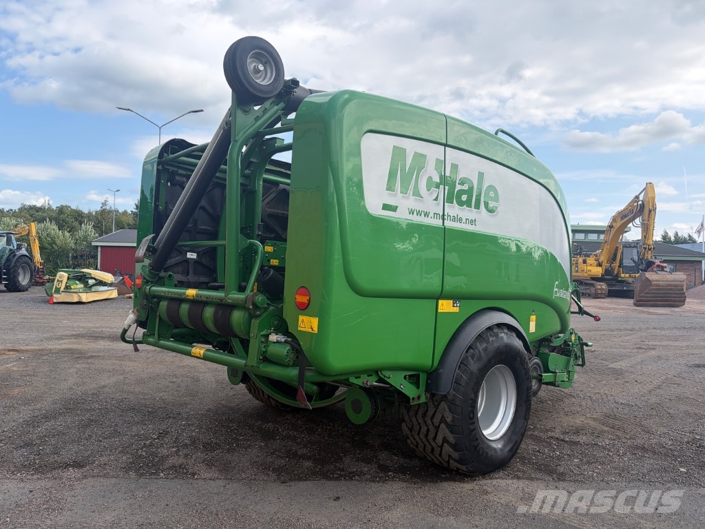 McHale fusion 3 Round balers