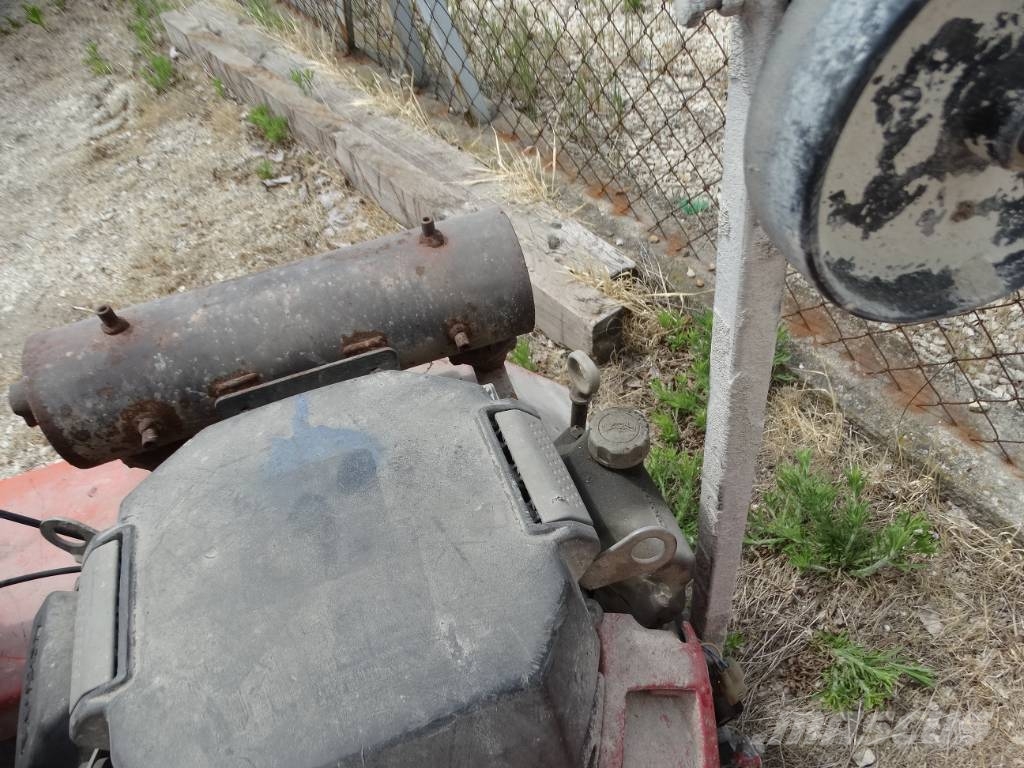  Gölz FS 250 B hézagvágó Scie à roche et béton