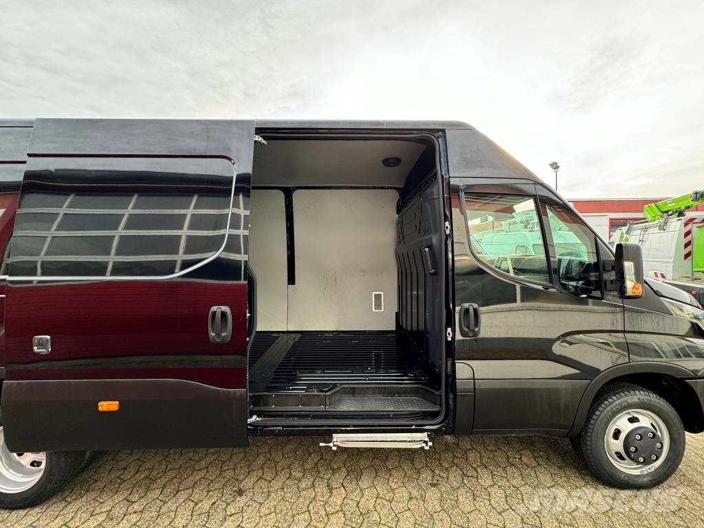 Iveco 50C15 Transporter Kastenwagen L4H2 EURO 5 Skriňová nadstavba