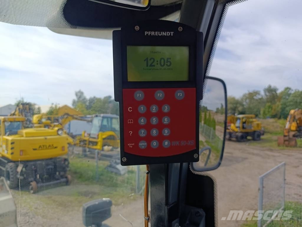 Liebherr L 566 Фронтальные погрузчики