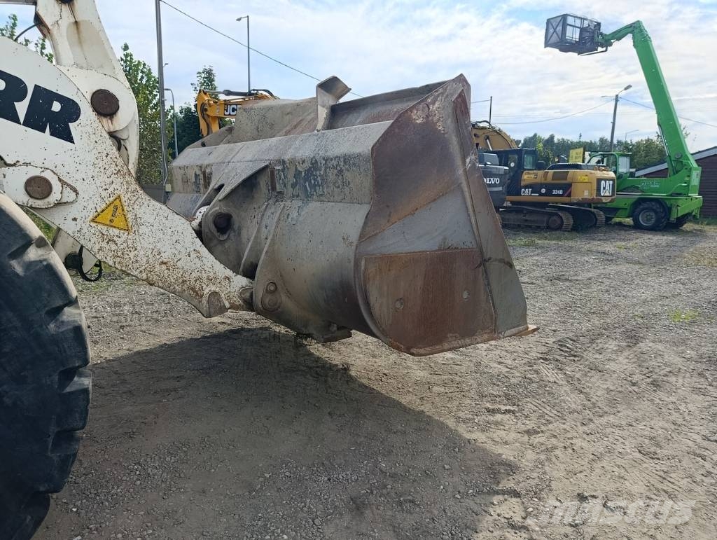 Liebherr L 566 Фронтальные погрузчики