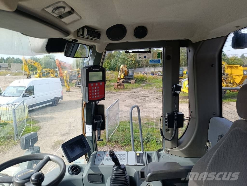 Liebherr L 566 Фронтальные погрузчики