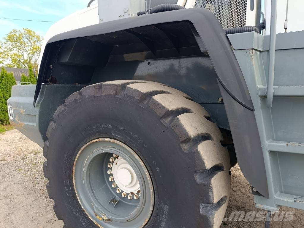 Liebherr L 566 Фронтальные погрузчики