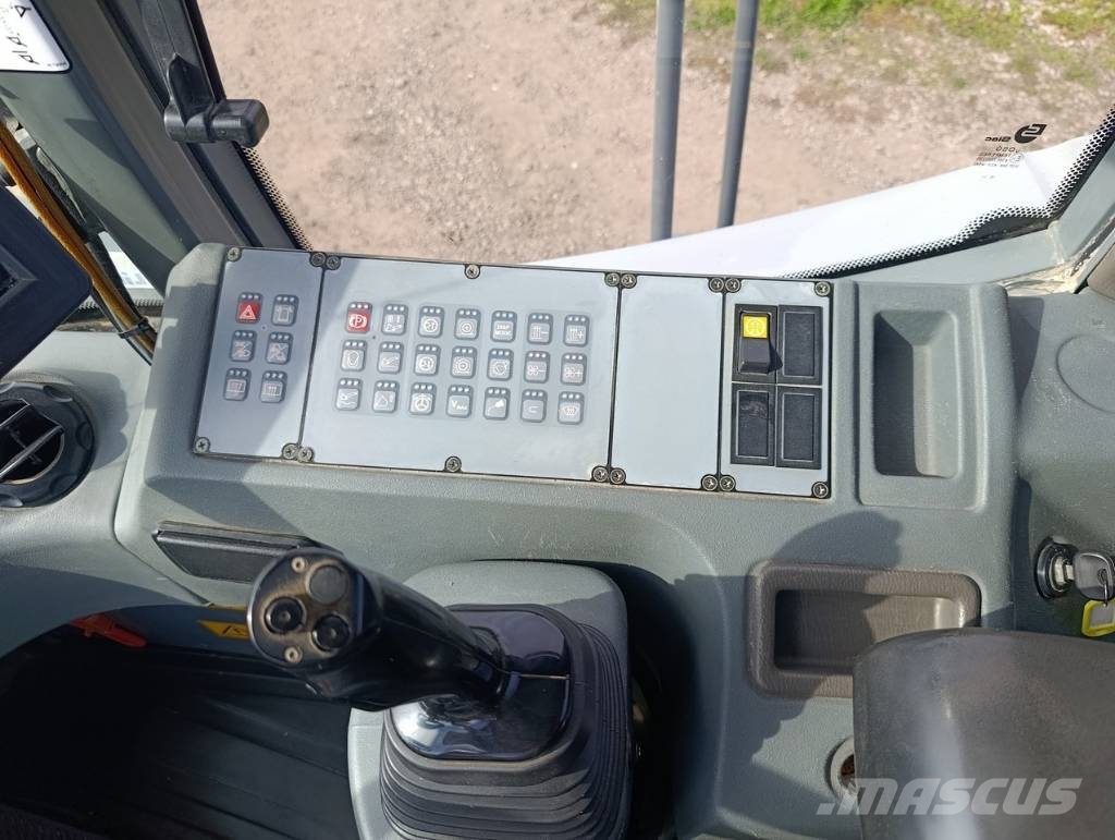 Liebherr L 566 Фронтальные погрузчики