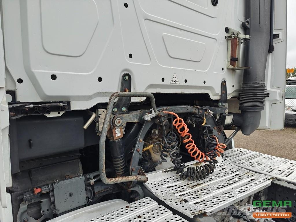 Mercedes-Benz Actros 1842 4x2 GigaSpace Euro6A - 13L Engine - Me Sadulveokid