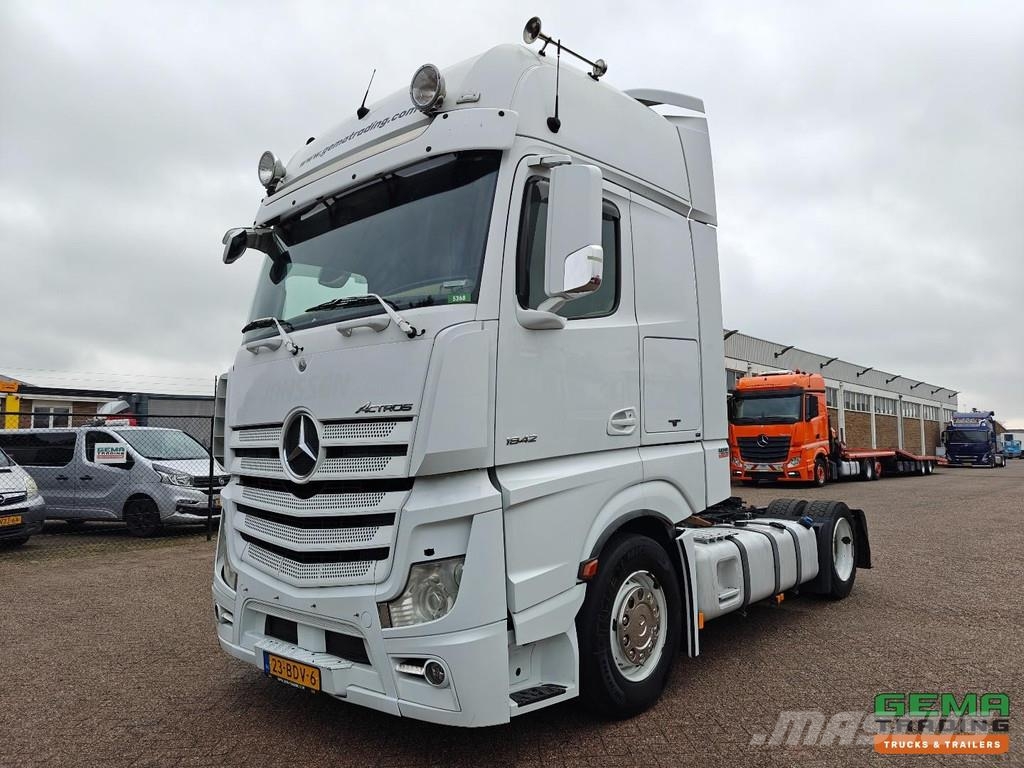 Mercedes-Benz Actros 1842 4x2 GigaSpace Euro6A - 13L Engine - Me Sadulveokid