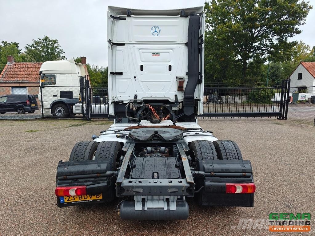 Mercedes-Benz Actros 1842 4x2 GigaSpace Euro6A - 13L Engine - Me Sadulveokid