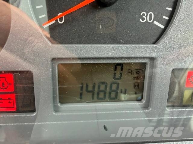 Valtra 6200-4 Traktorid