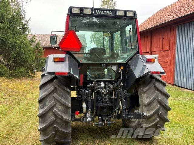 Valtra 6200-4 Traktorid