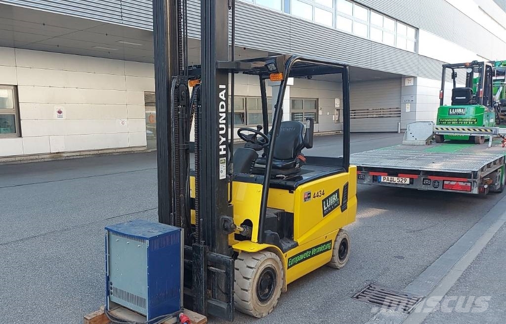 Hyundai 32B-9, 3,2t Forklift, Triplex 7m Hub, Gabelstapler Elektrikli forkliftler
