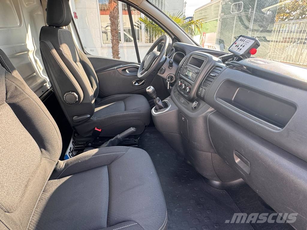 Renault Trafic III Hubarbeitsbühne France Elevateu111Fcc Plataformas aéreas montadas em camião