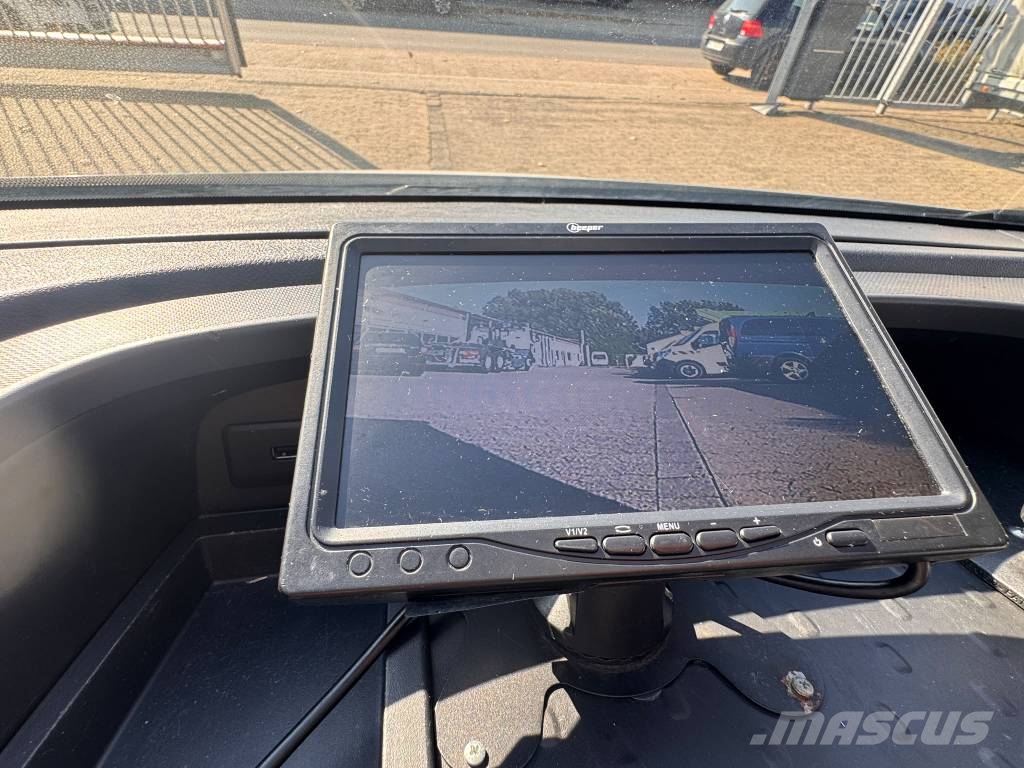 Renault Trafic III Hubarbeitsbühne France Elevateu111Fcc Plataformas aéreas montadas em camião