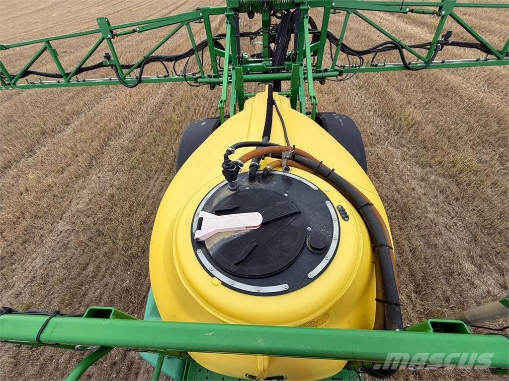 John Deere 732 Anhängespritzen