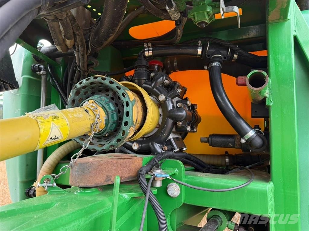 John Deere 732 Anhängespritzen