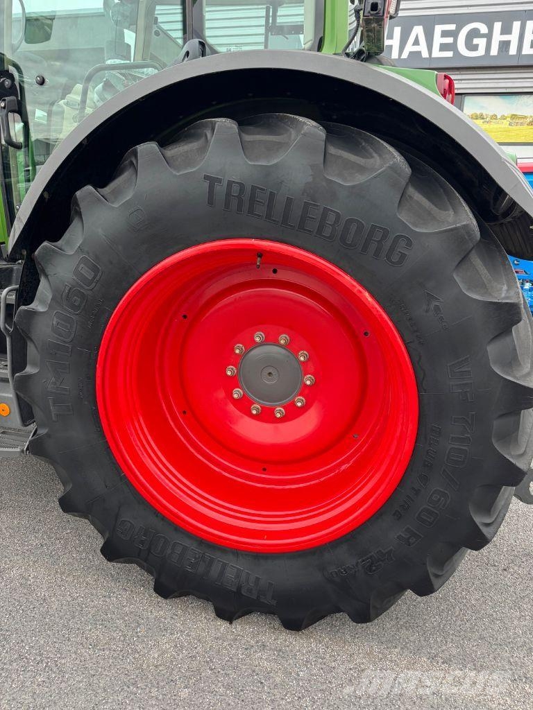 Fendt 718 S4 POWER + Traktori