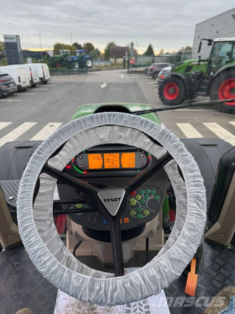 Fendt 718 S4 POWER + Traktori