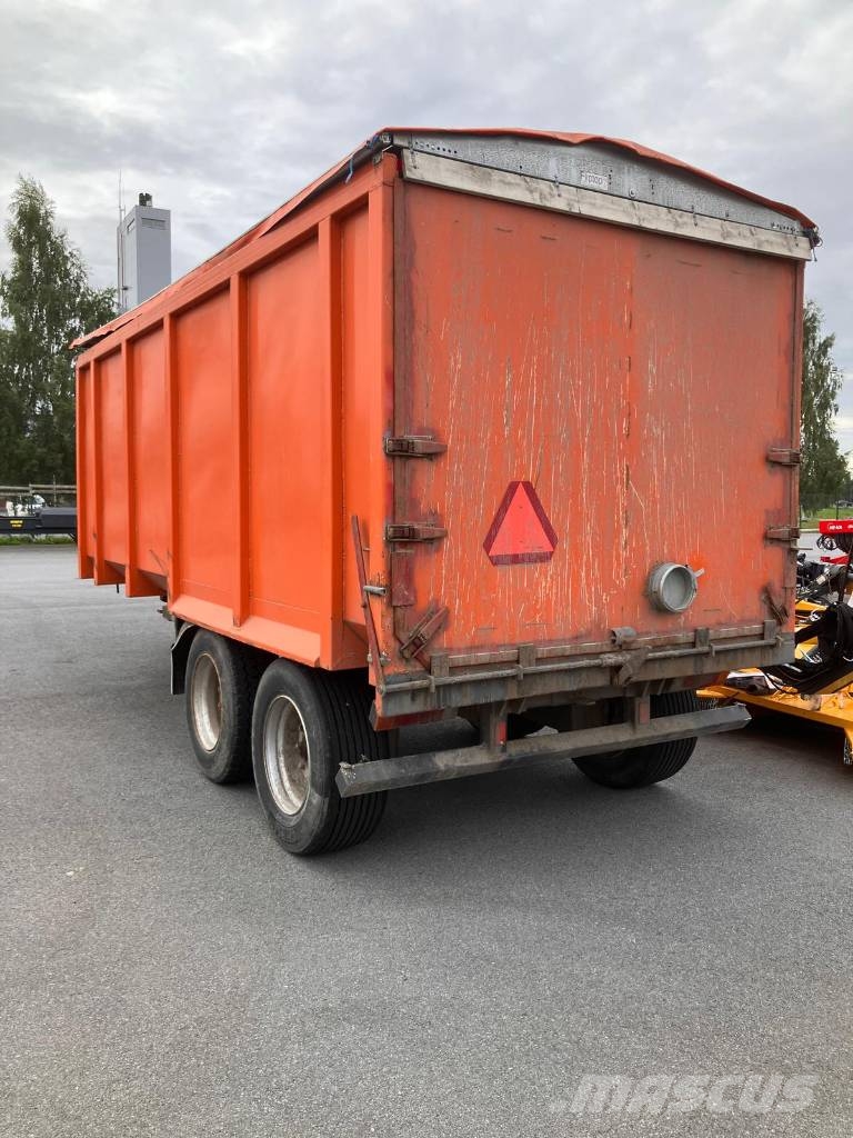  Viljakärry 29,5m³ Прицепы перегрузчики зерна