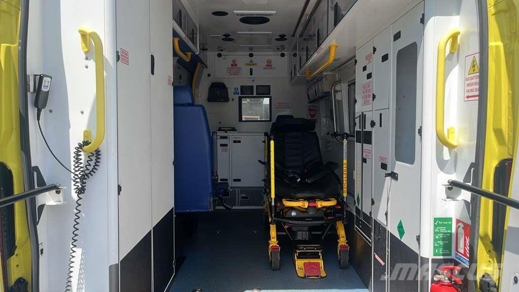 Fiat Ducato A&E Fiat Ducato A&E Box Body with Stryker P Ambulancias