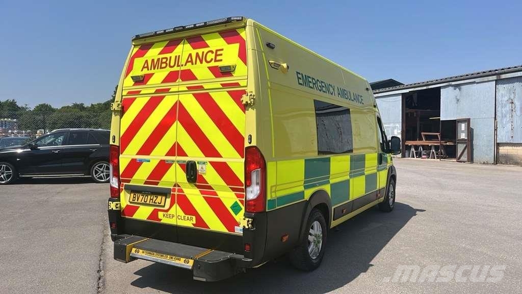 Fiat Ducato A&E Fiat Ducato A&E Box Body with Stryker P Ambulancias