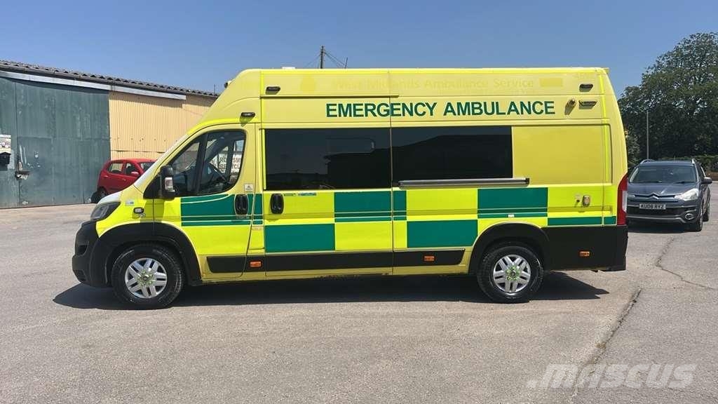 Fiat Ducato A&E Fiat Ducato A&E Box Body with Stryker P Ambulancias