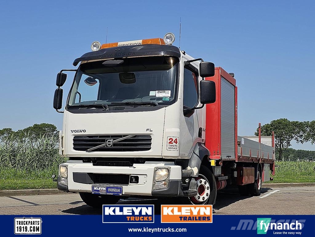Volvo FL 240.12 MANUAL HIAB 033T Camiones de cama baja
