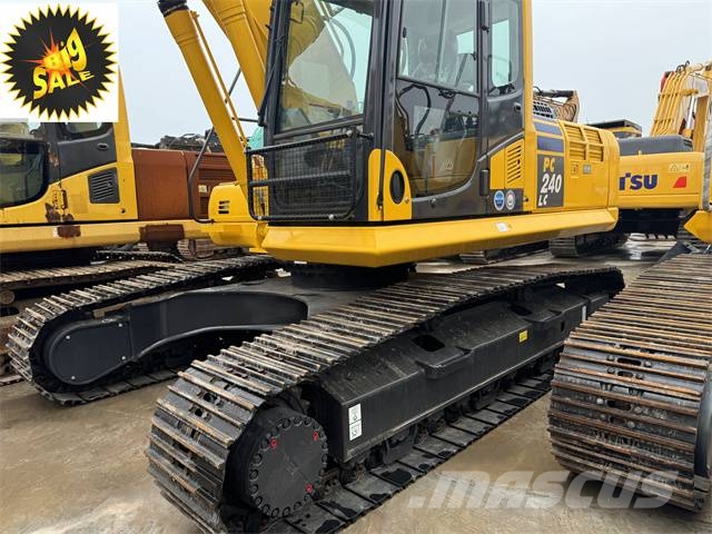 Komatsu PC 240 LC حفارات زحافة