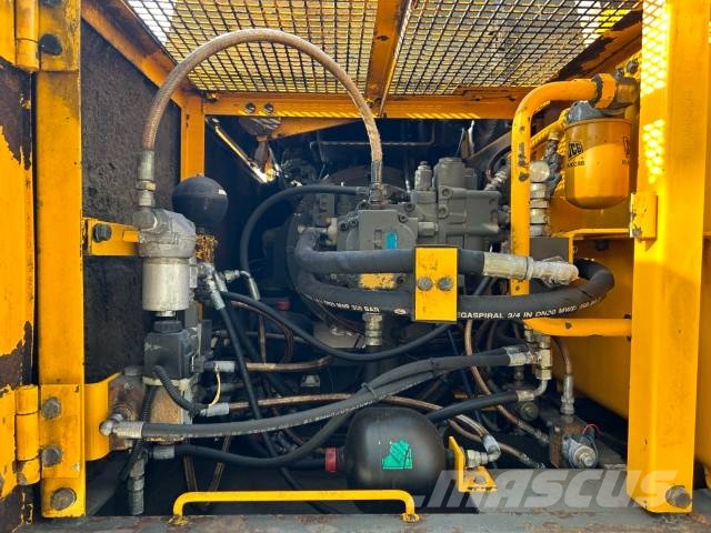 JCB JS 150 Crawler excavators