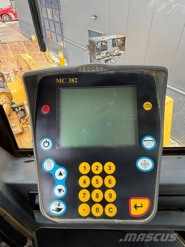CAT 990 H (Full service history available) 轮式装载机