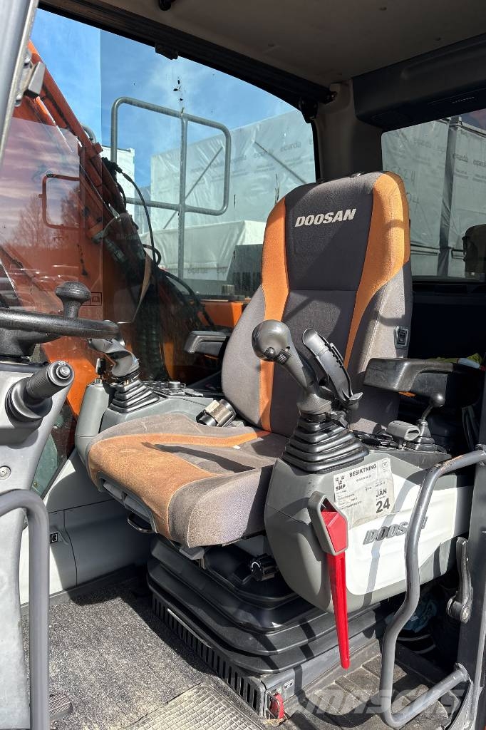 Doosan DX 170W-5, NY servad Hjulgrävare