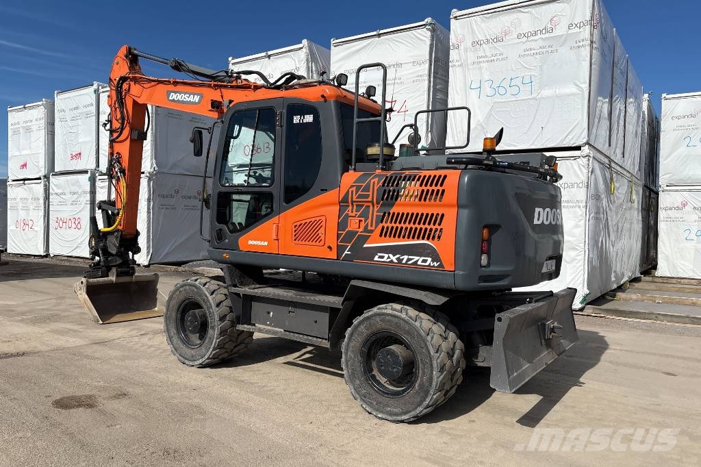 Doosan DX 170W-5, NY servad Hjulgrävare