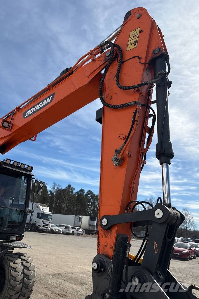 Doosan DX 170W-5, NY servad Hjulgrävare